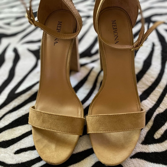 Merona light brown suede block heel - Picture 3 of 3